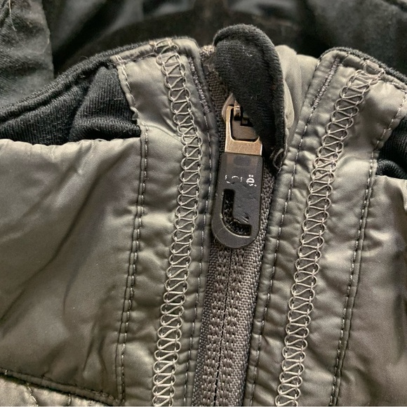 Lole Vest - Picture 7 of 11